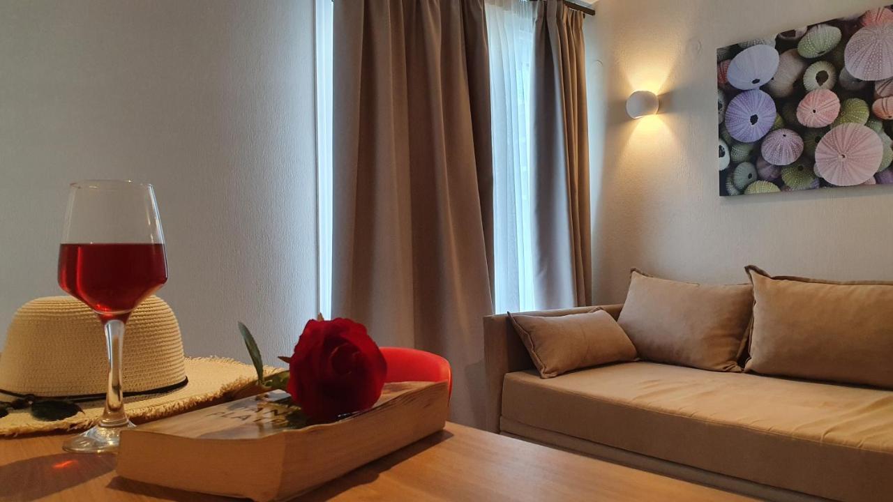 Astra Sarti Luxury Suites Exterior foto