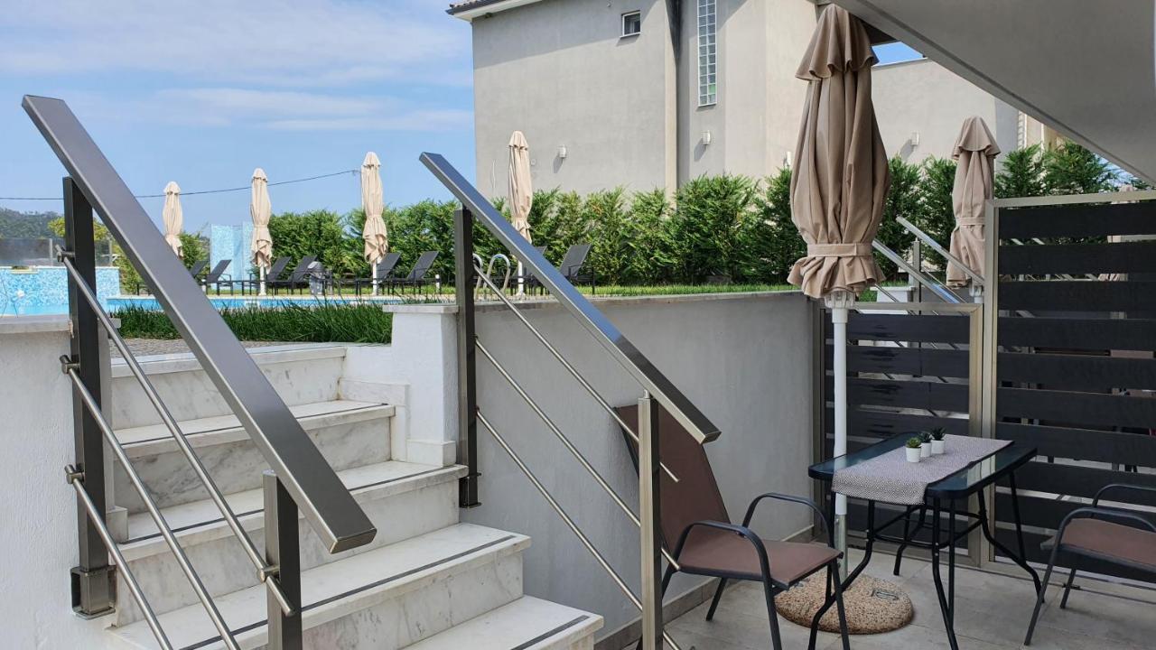 Astra Sarti Luxury Suites Exterior foto